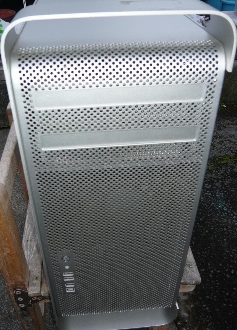 Macデスクトップ MAC PRO core intel xeon +cinema display