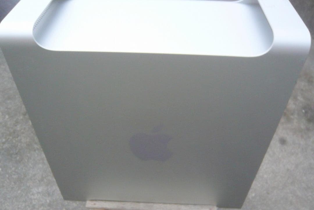 Macデスクトップ MAC PRO core intel xeon +cinema display