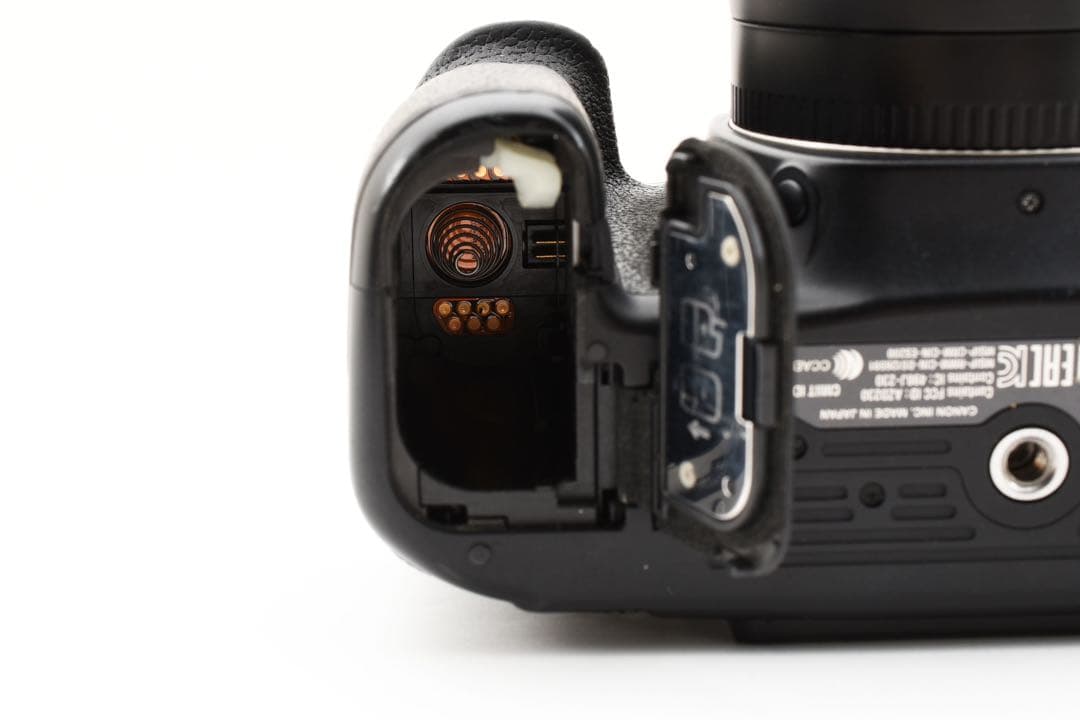 デジタル一眼レフカメラ Canon キヤノン EOS 80D/EF28-80㎜