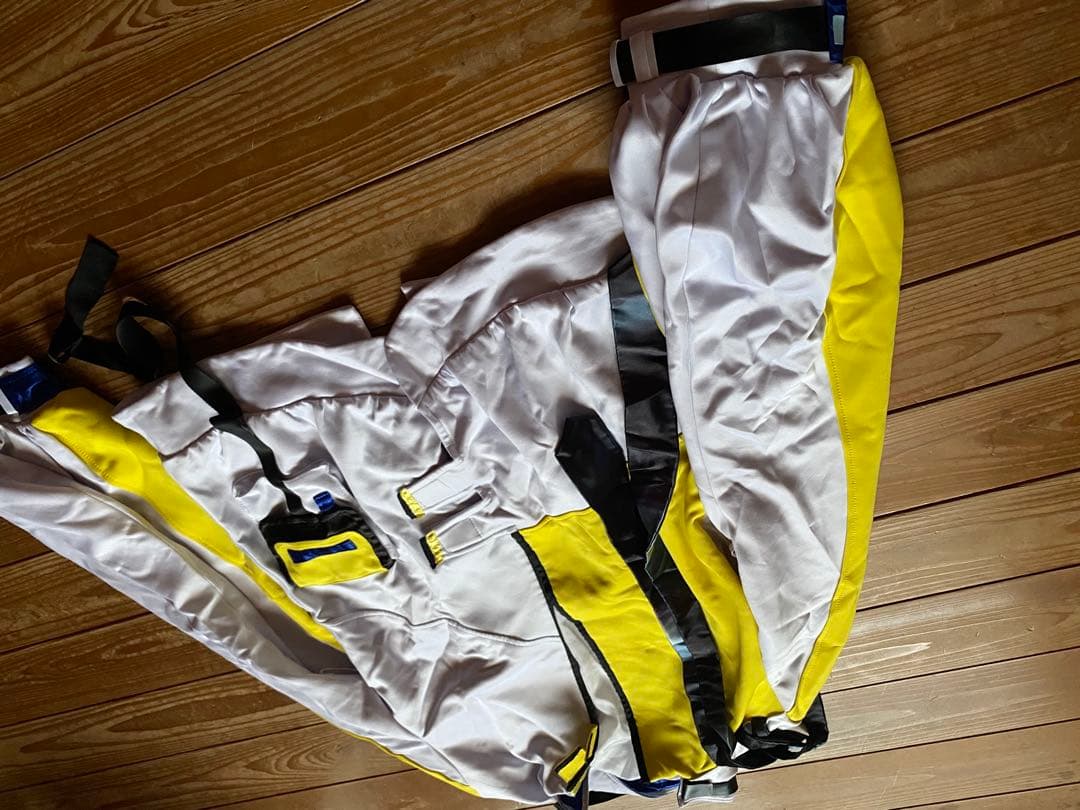 コスプレ　ウマ娘　ネオユニヴァース　ネオユニ　勝負服