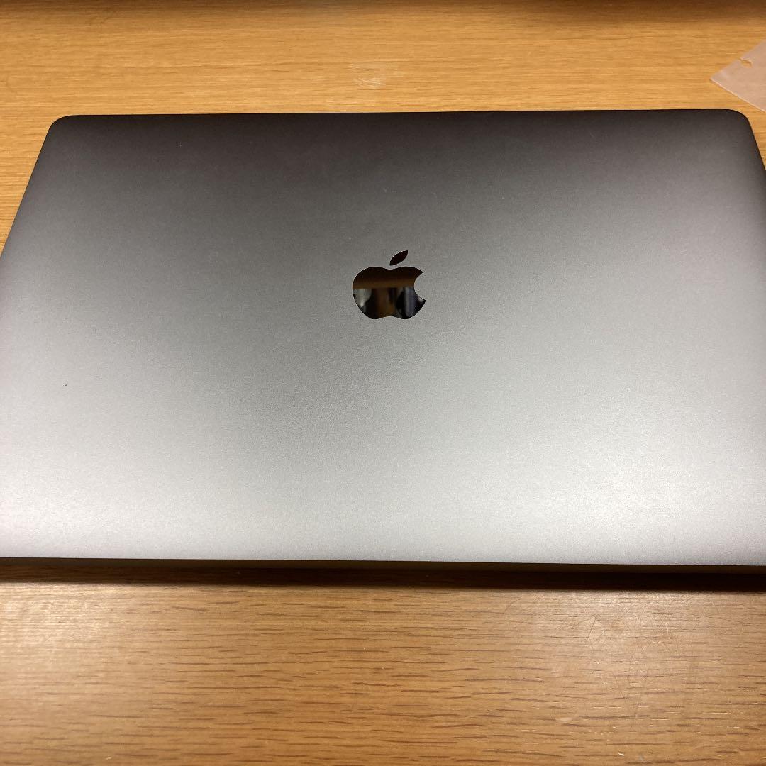 MacBook Pro 15インチ 2019 i7/16GB カバー付 外箱なし