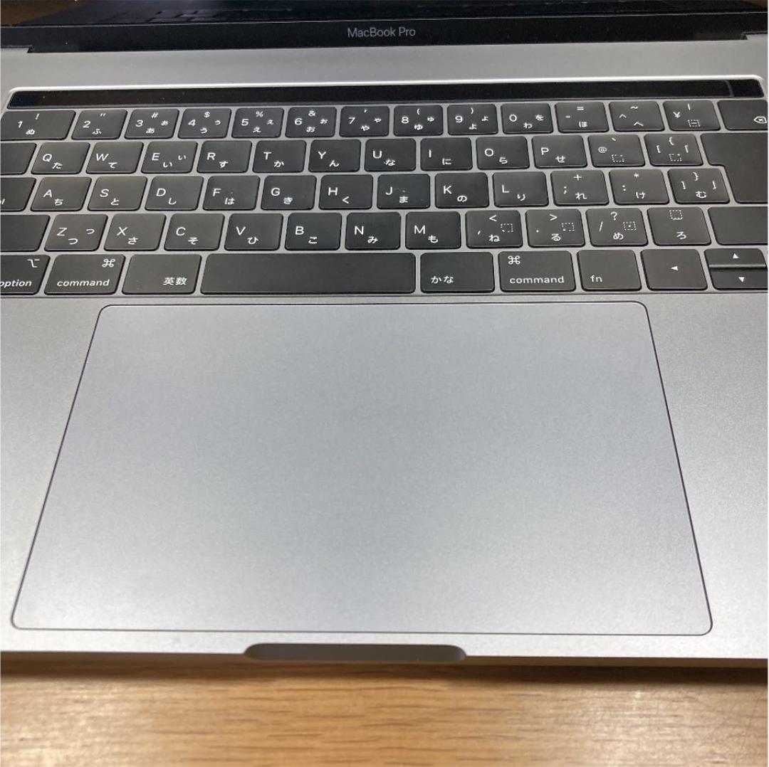 MacBook Pro 15インチ 2019 i7/16GB カバー付 外箱なし