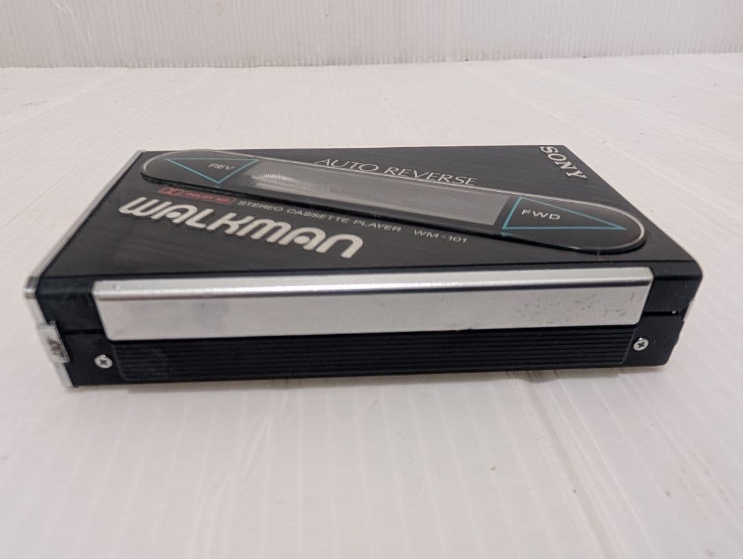 動作未確認SONY WALKMAN WM-101 ステレオ　カセットプレーヤー
