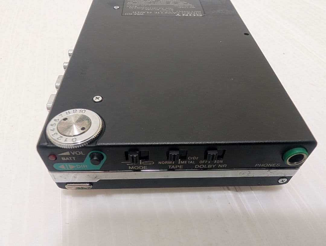 動作未確認SONY WALKMAN WM-101 ステレオ　カセットプレーヤー