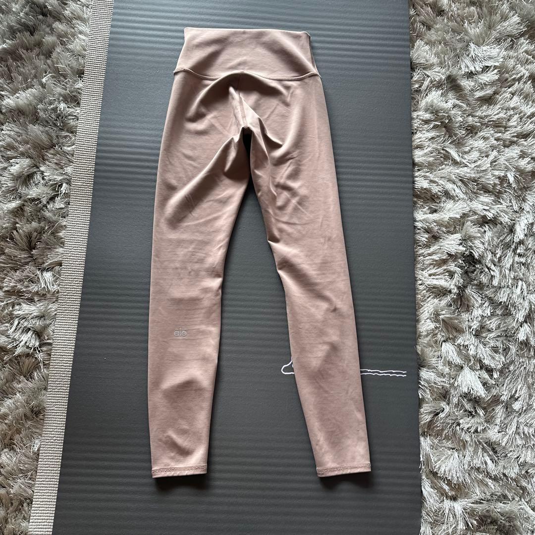 alo レギンス トープ xs