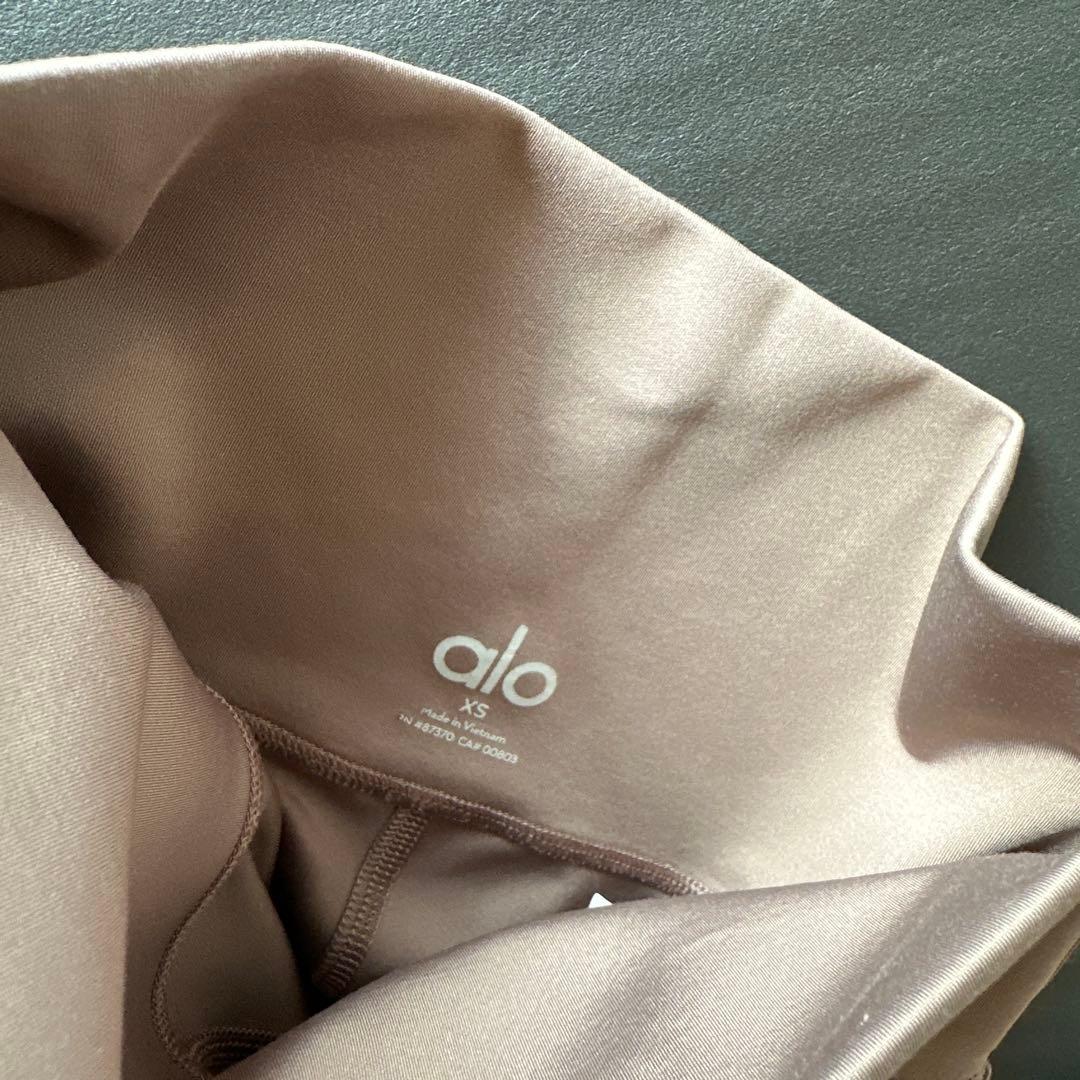 alo レギンス トープ xs