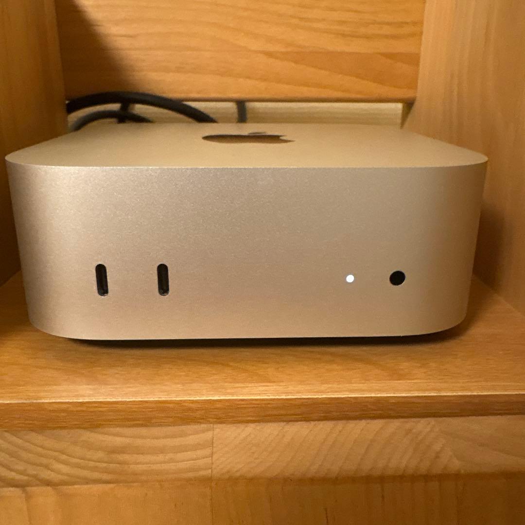 M4 Mac mini 2024 16GB (ワイヤレスキーボード、マウス付き)