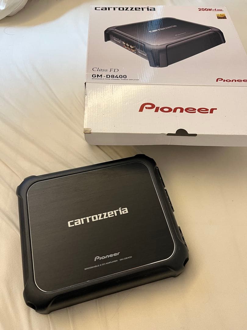 Pioneer GM-D8400 アンプ carrozzeria