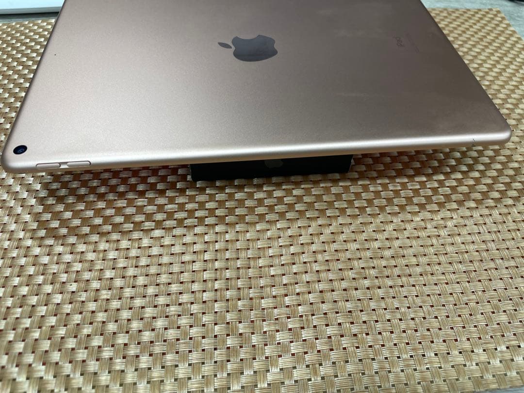 iPad Air 第3世代 64 GB ローズゴールドMUUL2J/A【1824