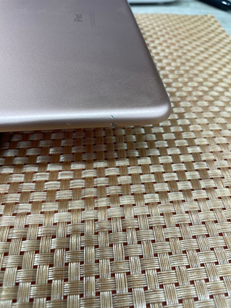 iPad Air 第3世代 64 GB ローズゴールドMUUL2J/A【1824