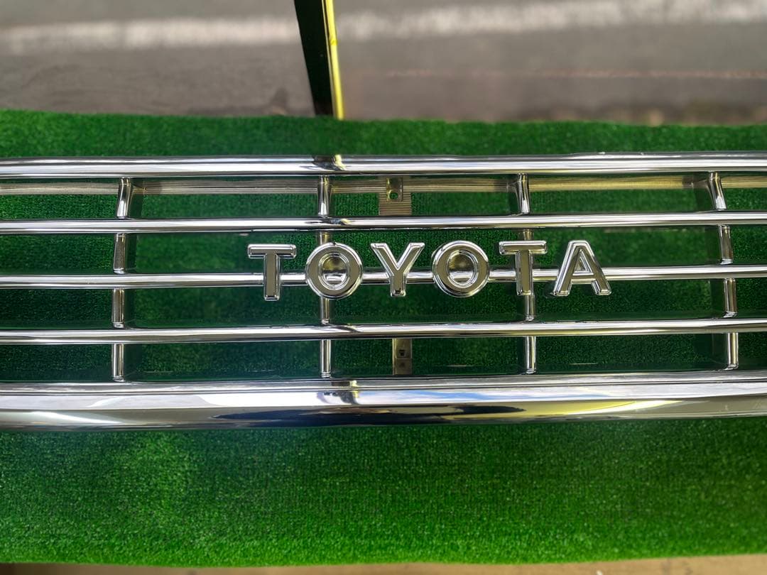 ランクル　KZJ71, KZJ78フロントグリルメッキ