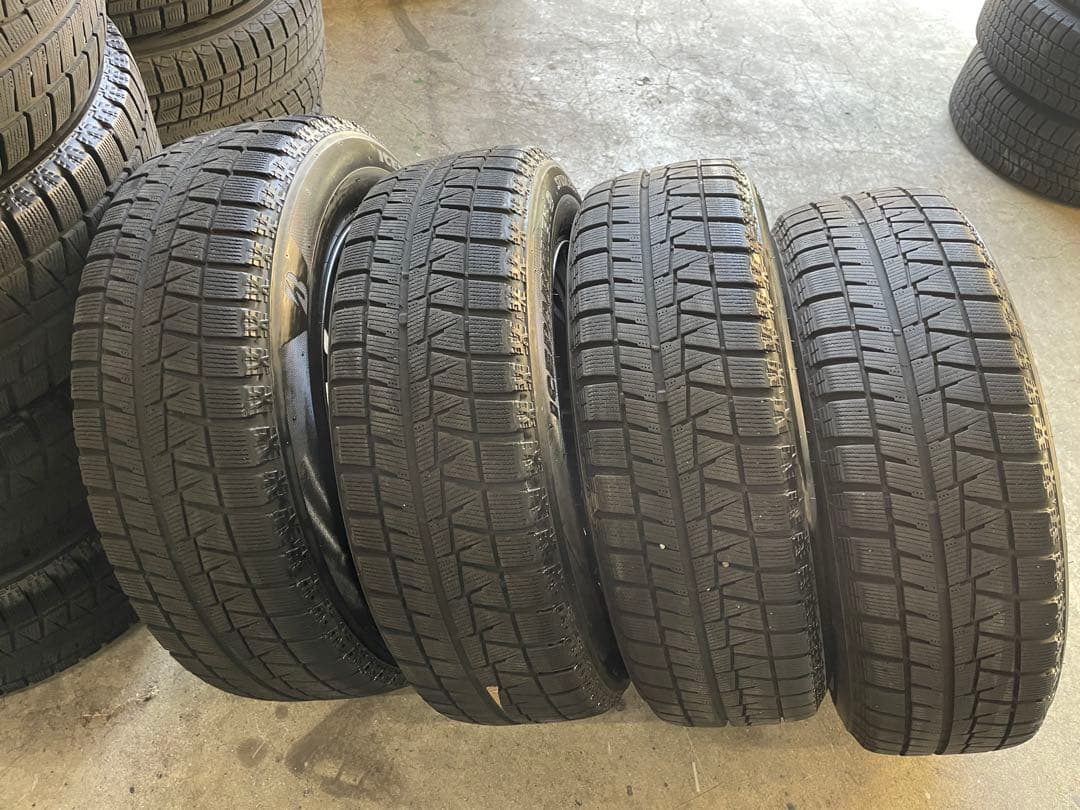 Richard Yatsu 様25.26.27セレナ用　195/65R15