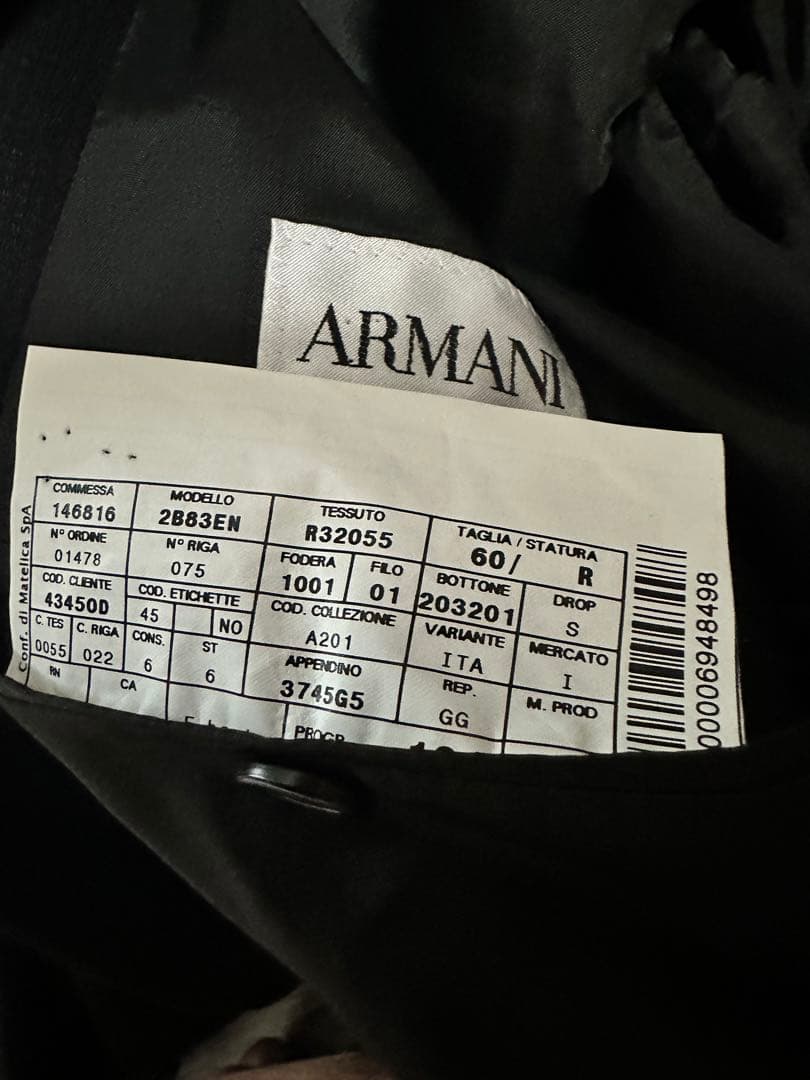 ARMANI COLLEZIONI シングル三つボタンスーツ