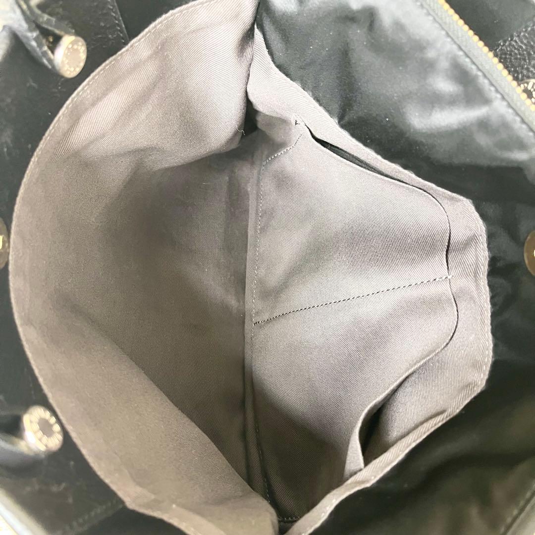 ★完売品★ラシット今期A4入るポケット多数三層構造メタルロゴ2wayバッグ