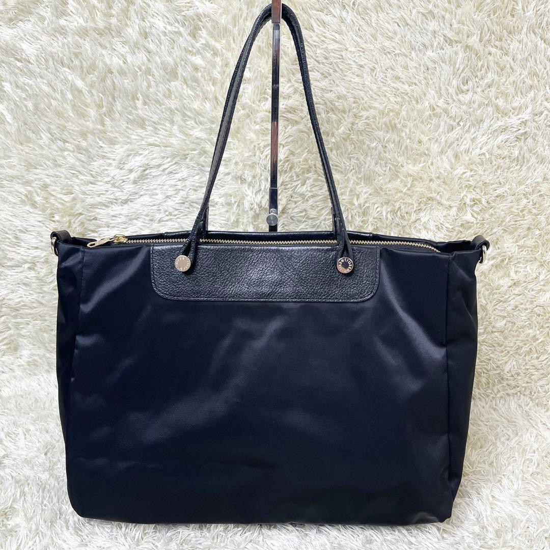 ★完売品★ラシット今期A4入るポケット多数三層構造メタルロゴ2wayバッグ