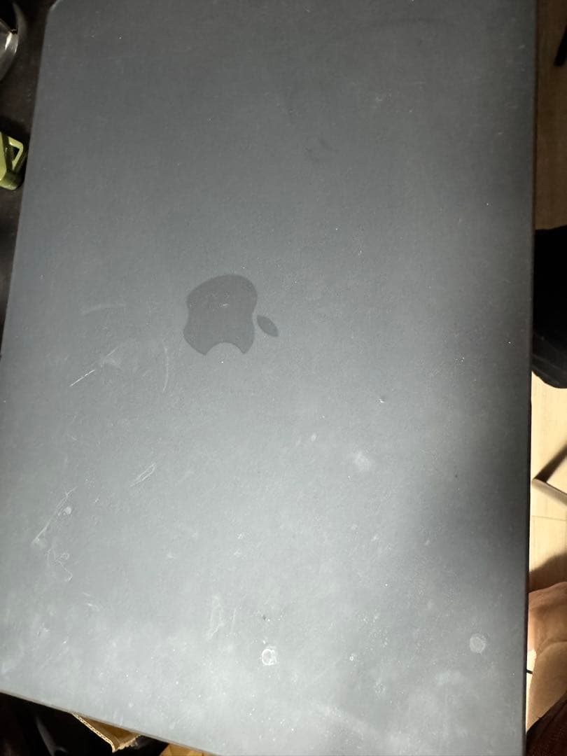 APPLE（アップル） MYDA2J/A　MacBookPro　13.3インチ