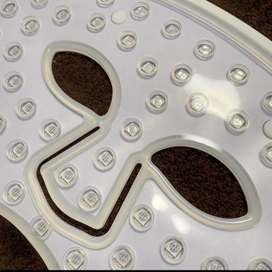 年末年始！【美品中古】 currentbody LED 4in1 マスク