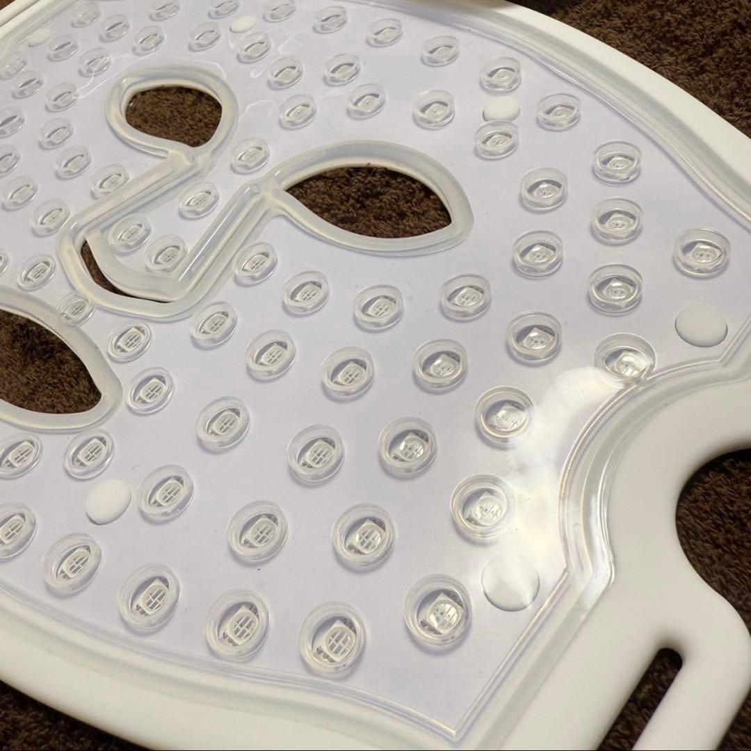 年末年始！【美品中古】 currentbody LED 4in1 マスク