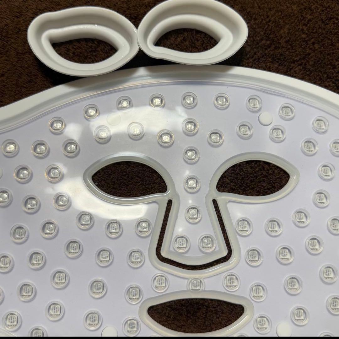 年末年始！【美品中古】 currentbody LED 4in1 マスク