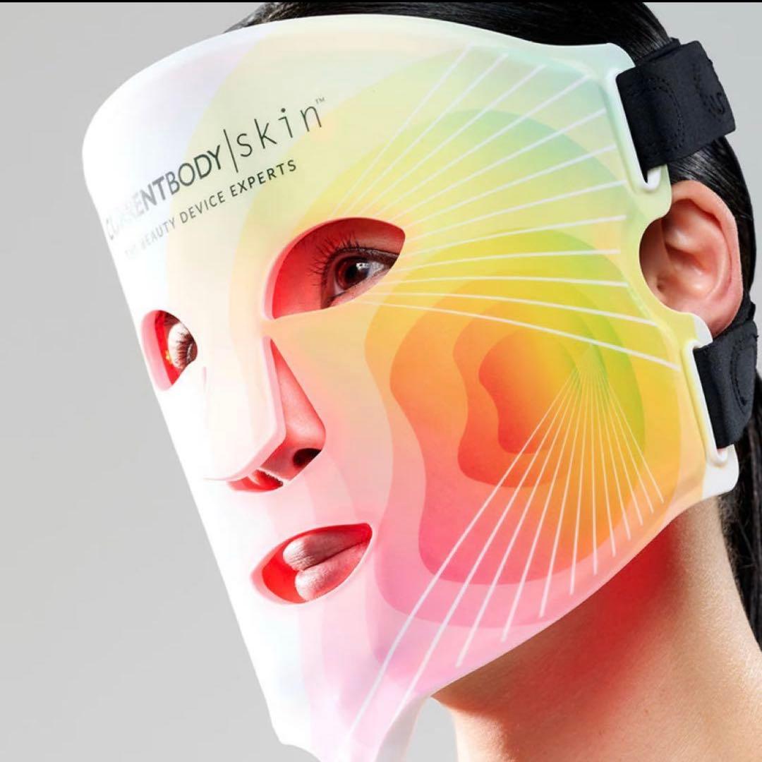 年末年始！【美品中古】 currentbody LED 4in1 マスク