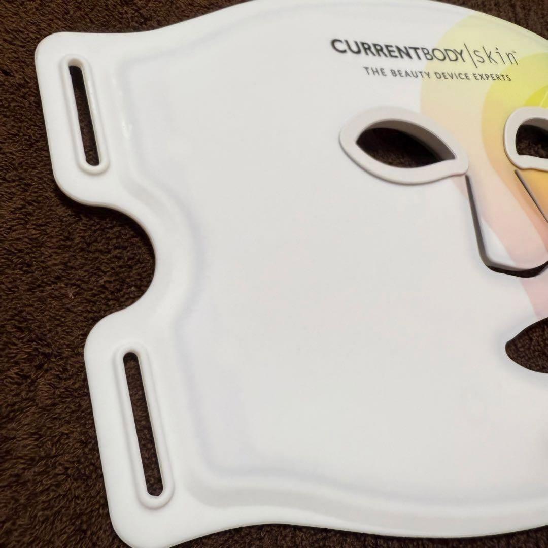 年末年始！【美品中古】 currentbody LED 4in1 マスク