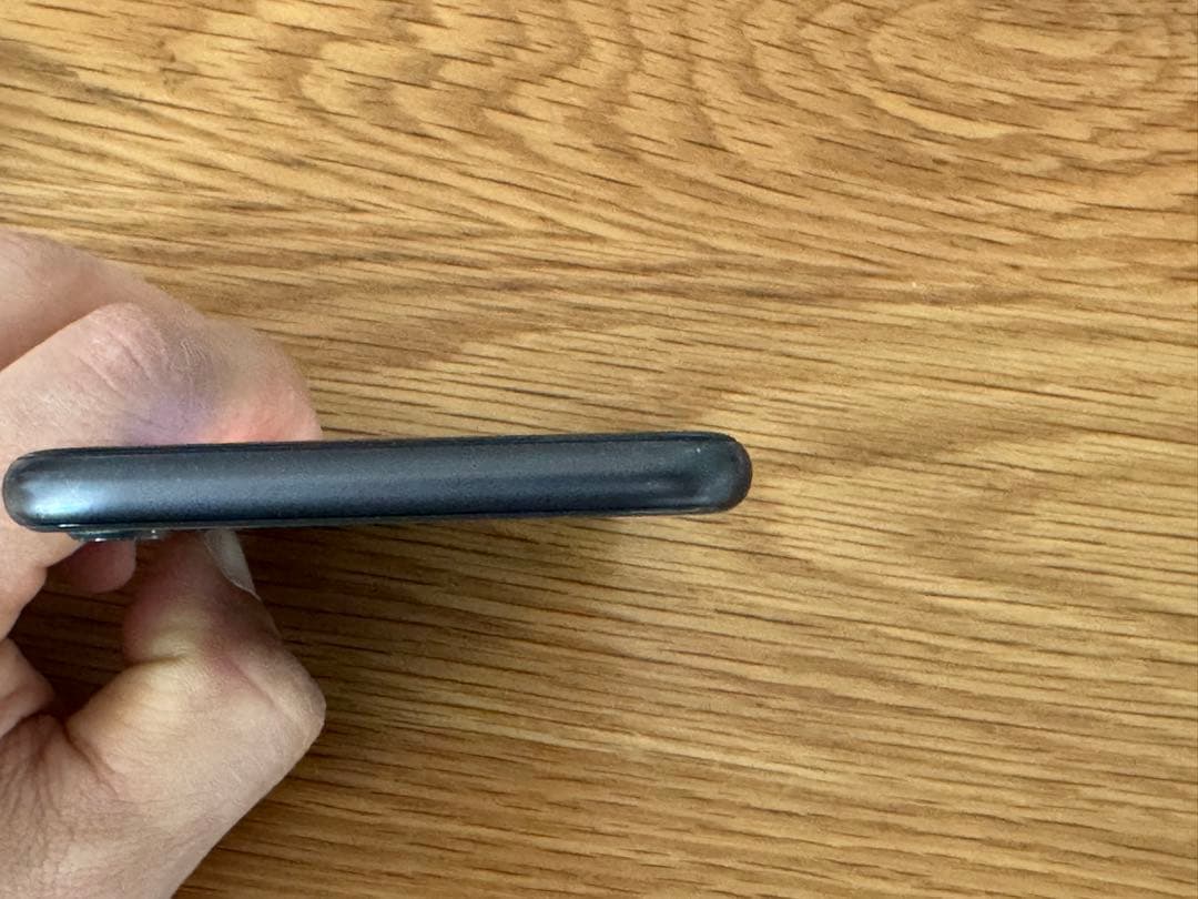 iPhone 8 64GB バッテリー（互換品）交換済み SIMフリー