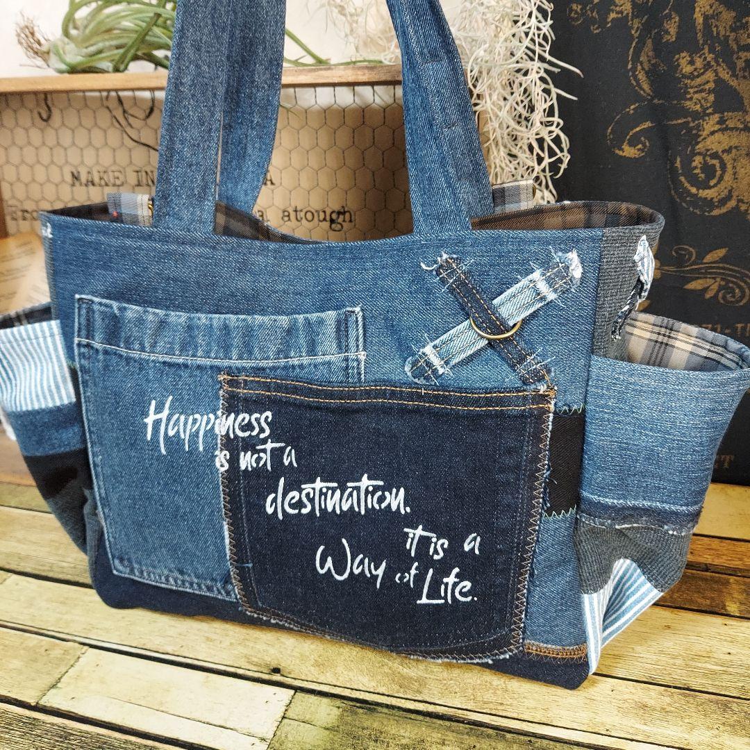 刺繍デニムバック　No.652　デニムリメイク　刺繍バック　サイドポケット