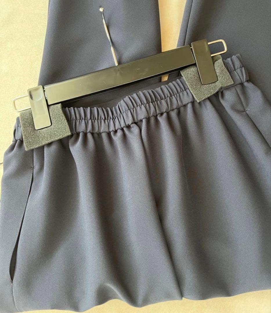 未使用品♡Reneルネ♡スリムパンツ ネイビー ビジューボタン付き 36