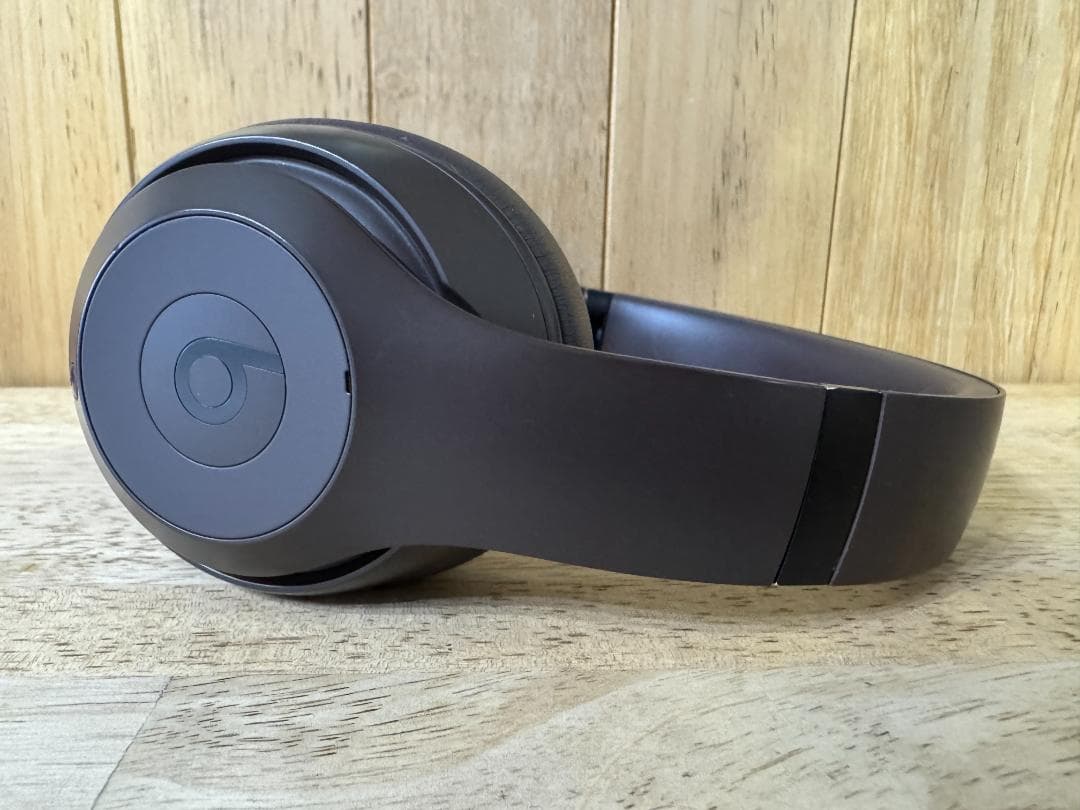 Beats studio Pro ブラウン ワイヤレスヘッドホン