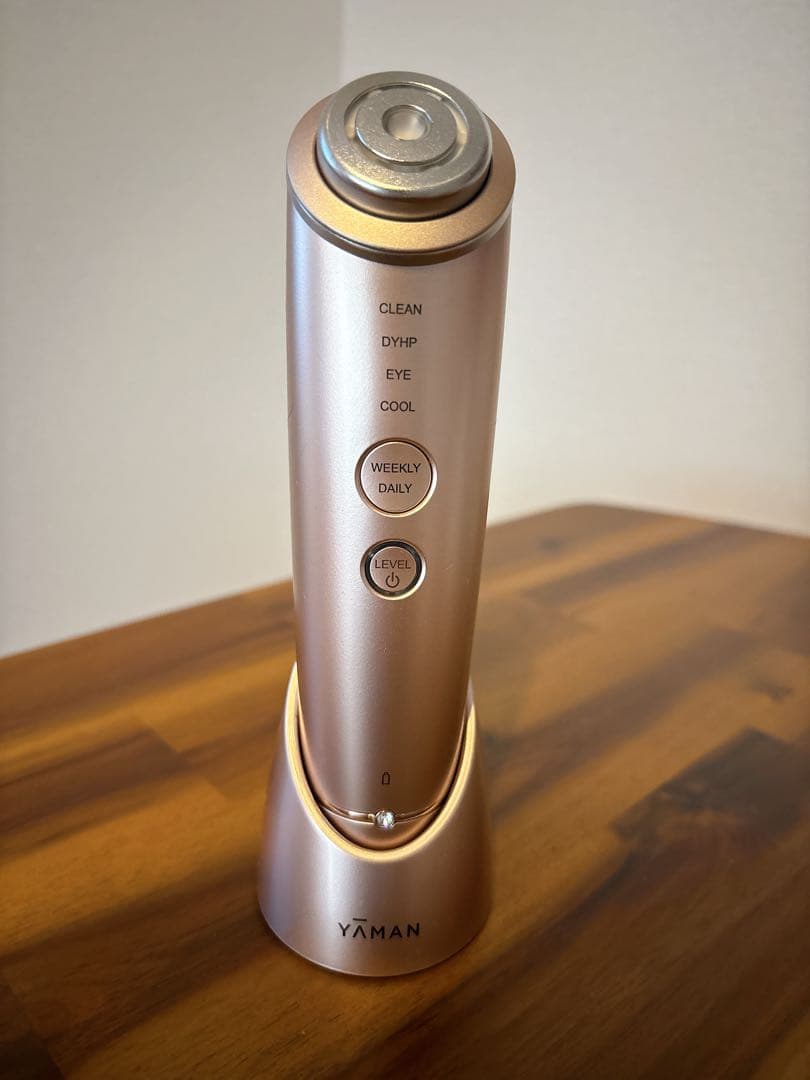 週末セール【YA-MAN】美顔器（フォトプラス シャイニー）