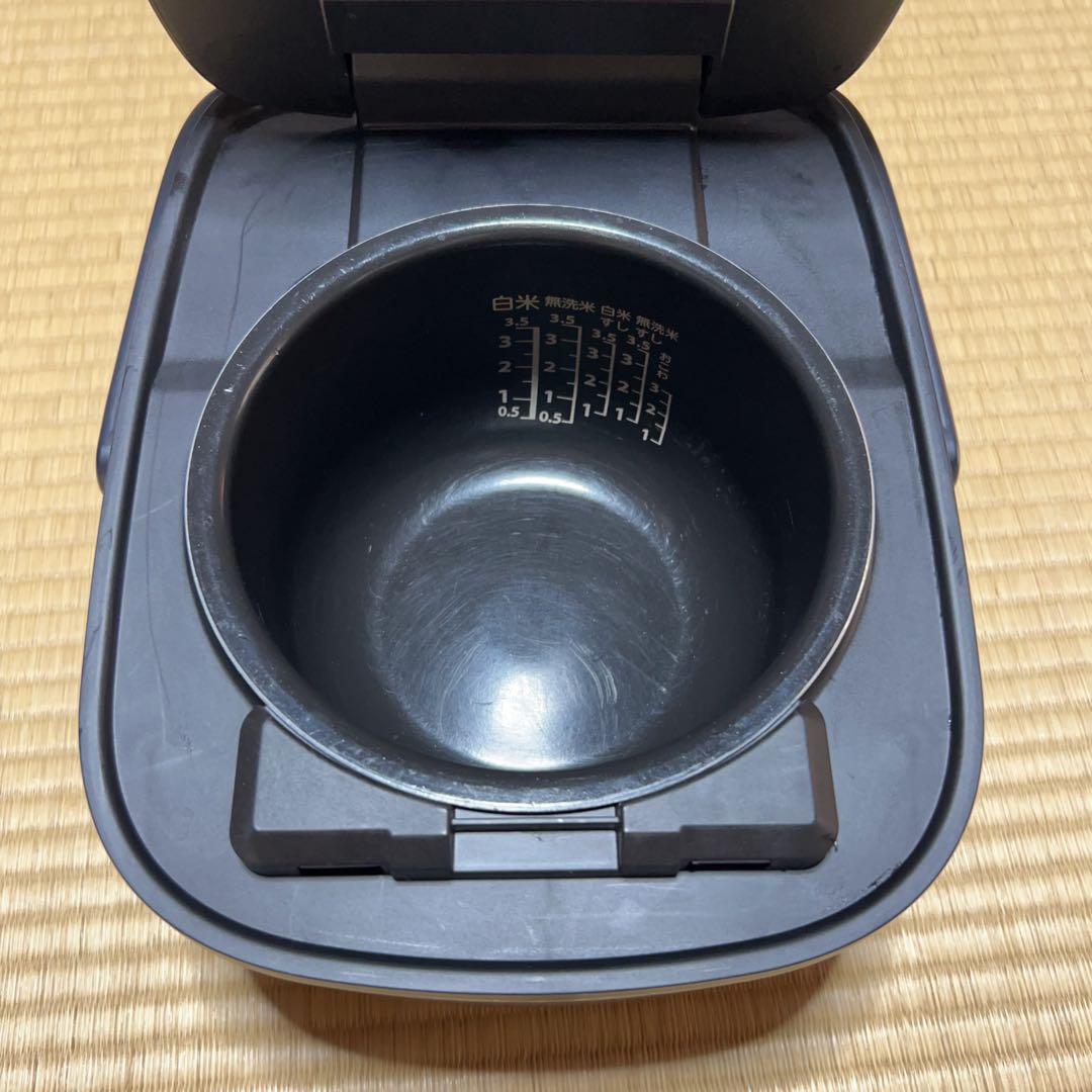 東芝TOSHIBA 圧力IHジャー炊飯器　黒　ブラック　RC-6PXV 23年製