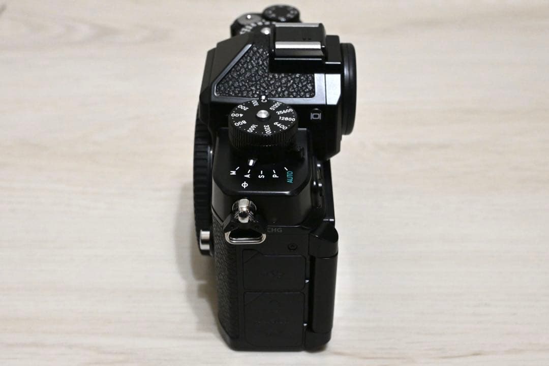 Nikon ニコン Zf ボディ