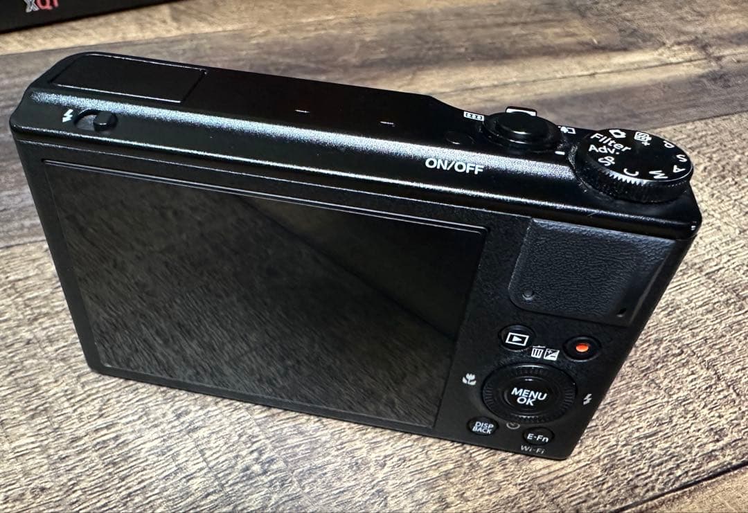 FUJIFILM XQ1 【ジャンク】