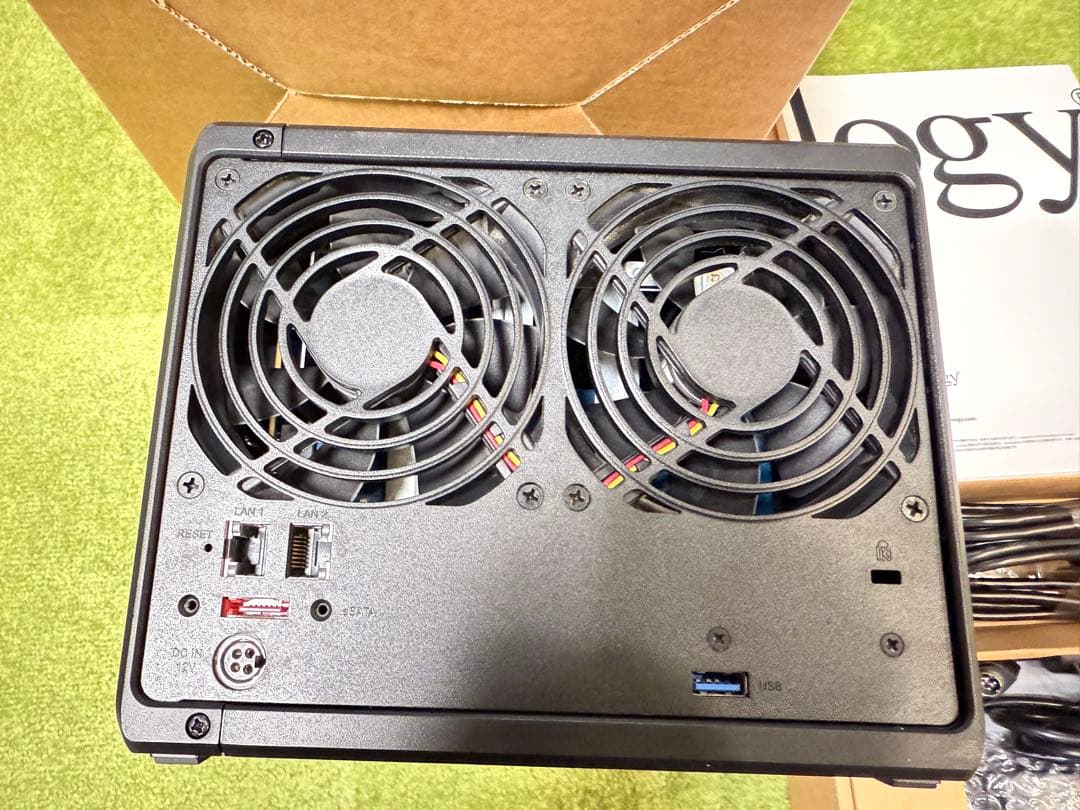 Synology DS920+ 付属品完備