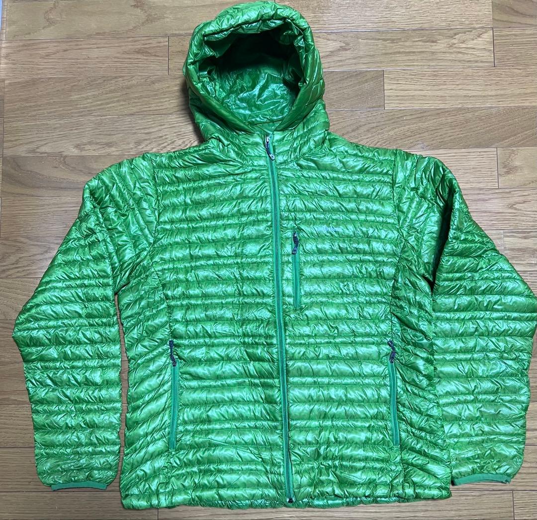 パタゴニア軽量ダウンジャケット Ultralight Down Hoody