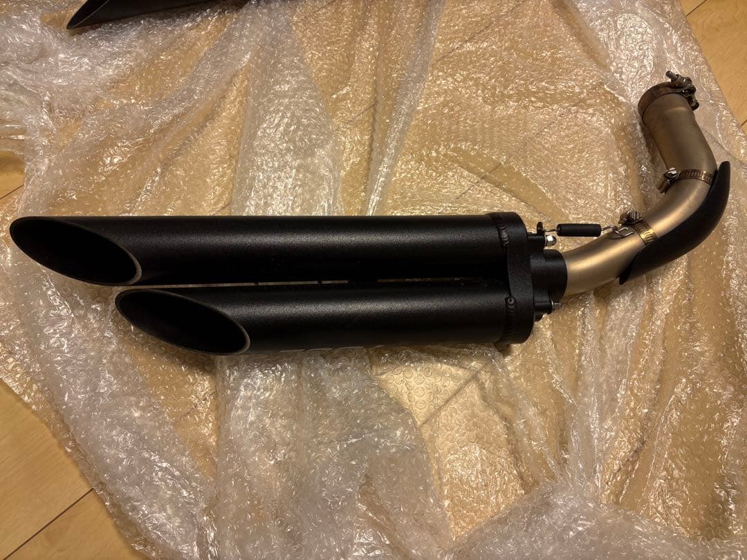 TOCEスリップオンマフラーYZF-R1デメキン