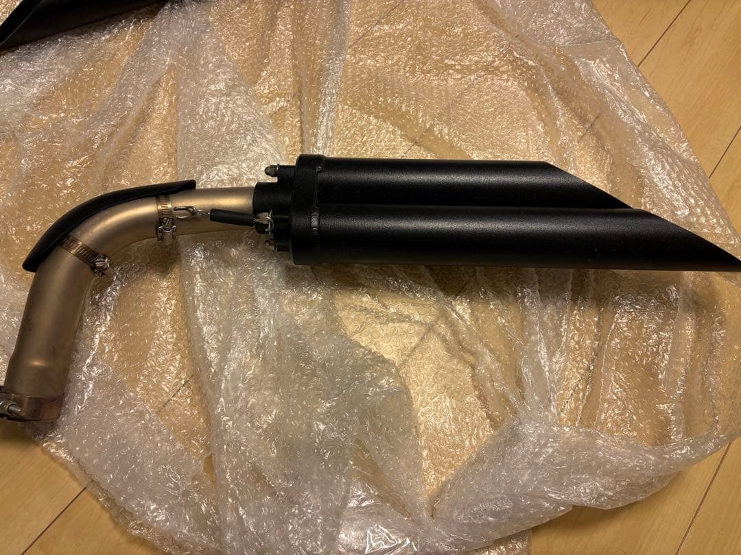 TOCEスリップオンマフラーYZF-R1デメキン