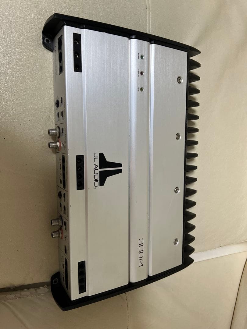 パワーアンプ 300/4