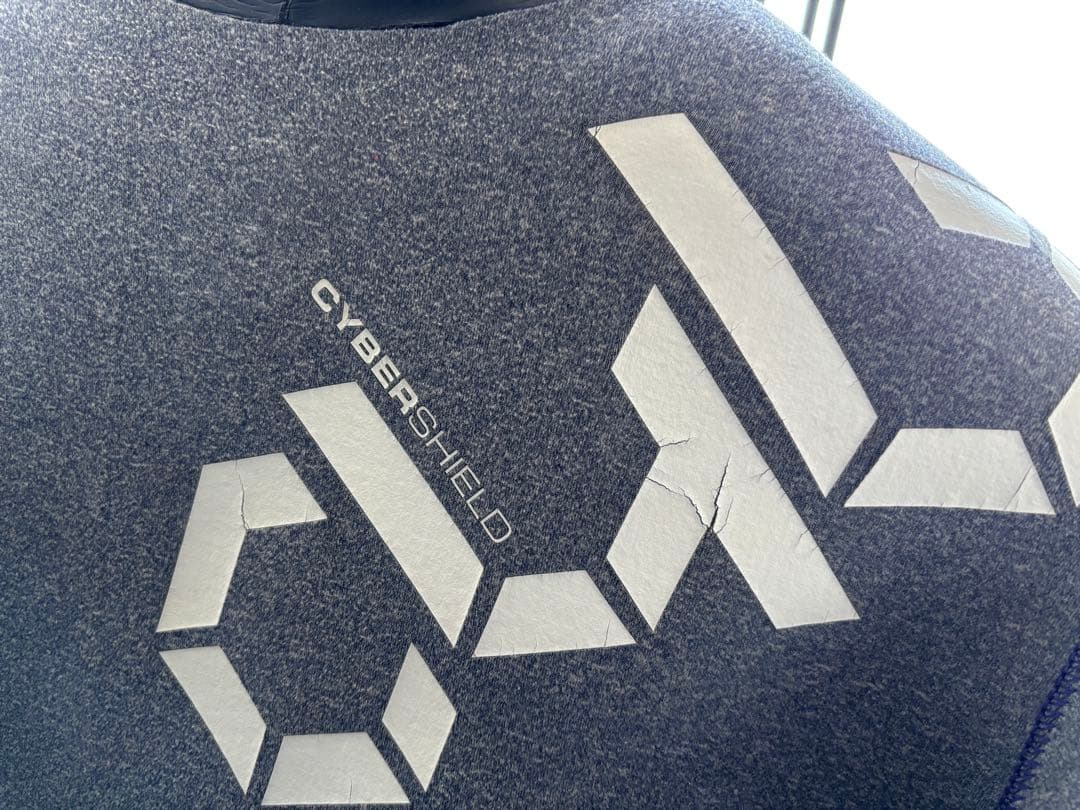 CYBER グレー/ブラック ウェットスーツ