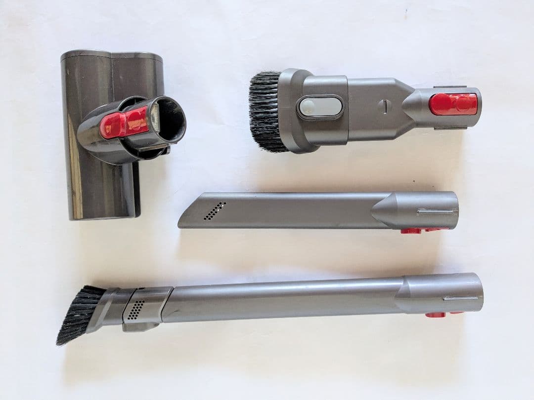 【55分稼働】ダイソン掃除機V10 スタンド(フロアドック）付き　①