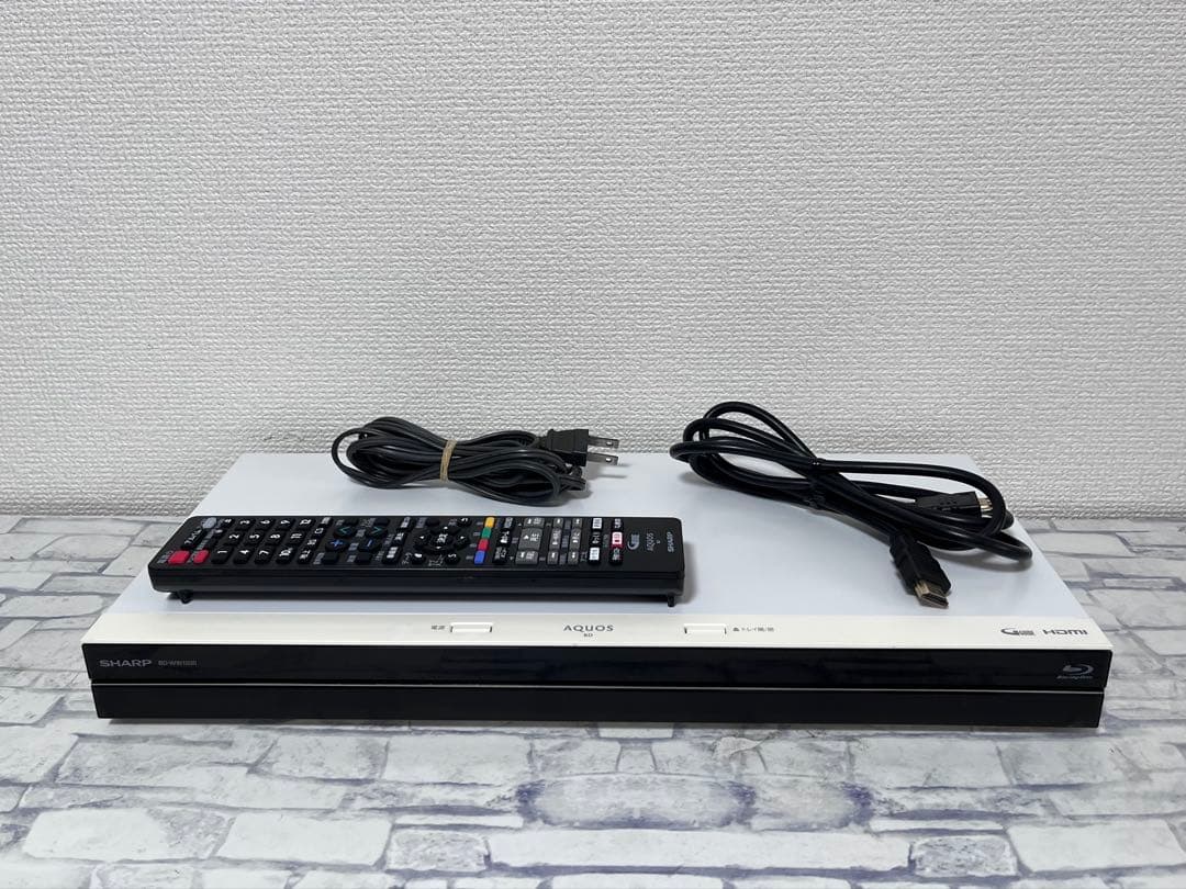 リモコン付　1TB 2番組録画　シャープブルーレイレコーダー　BD-WW1000
