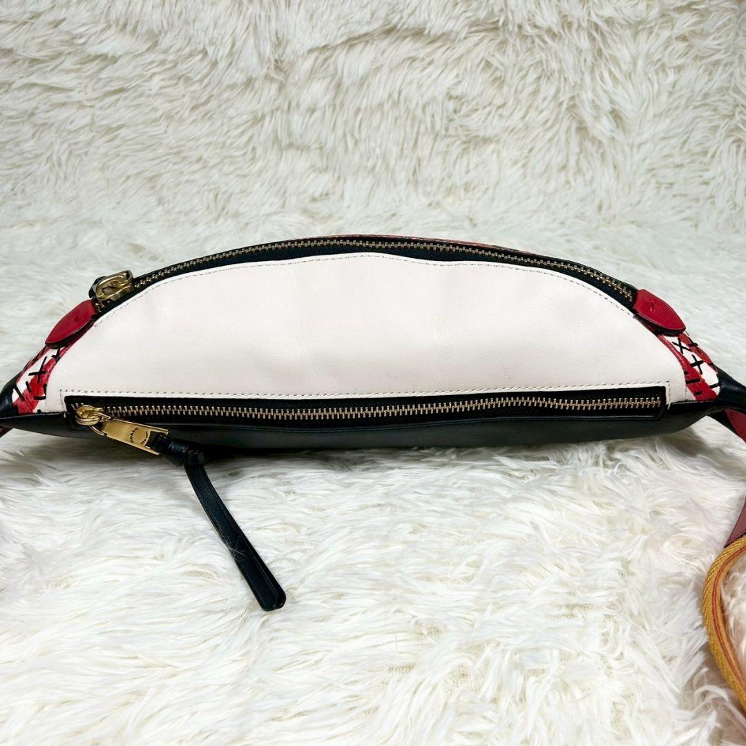 限定品/未使用級✨コーチ ディズニー ミッキー ボディバッグ 斜め掛け ボーダー