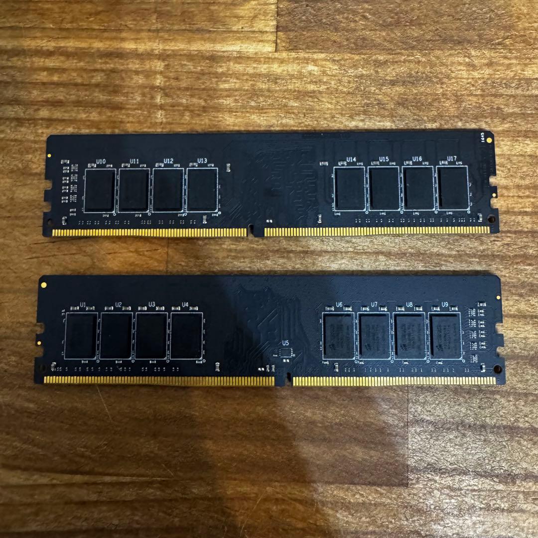 Corsair 32GB DDR4 2666MHz メモリ