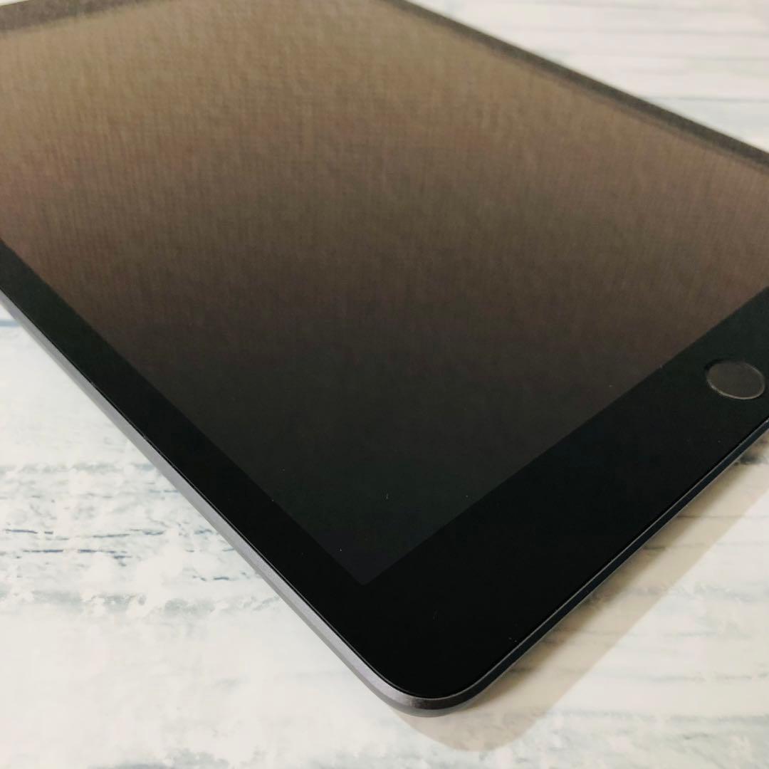 iPad 第7世代 32GB wifiモデル 付属品完備　管理番号：238