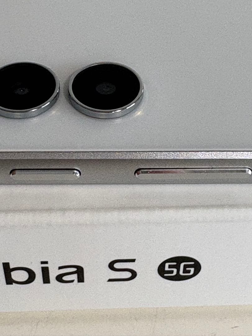 nubia S シルバー 本体