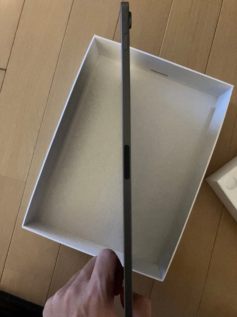 iPad Air (第5世代) スペースグレー 本体 64GB Wifiモデル