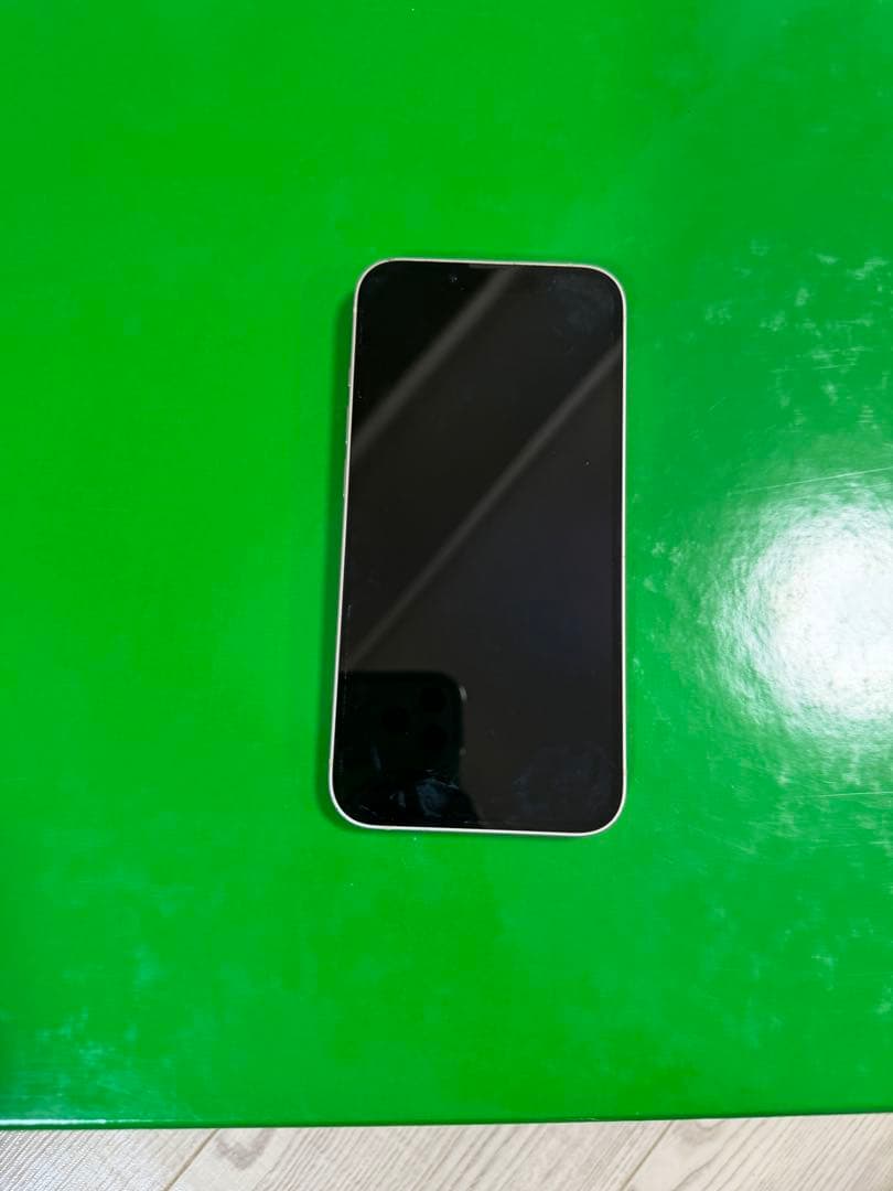 Apple iPhone 14ホワイト 本体　SIMロックなし