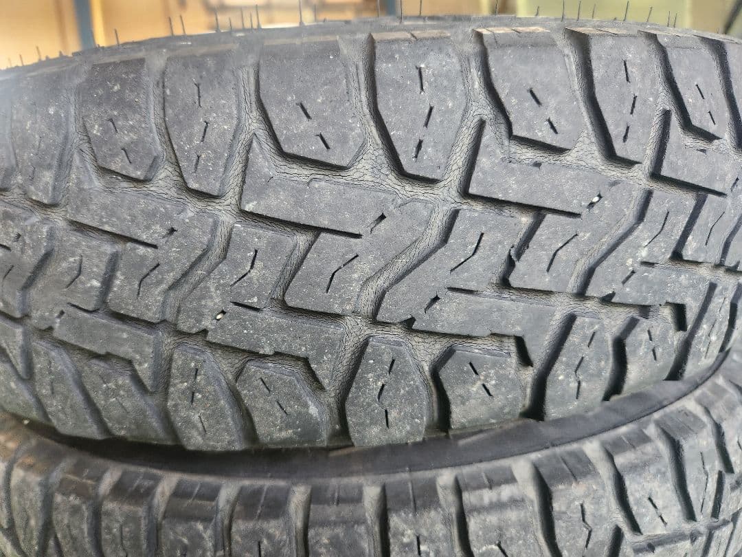 も*ぬ様 トーヨー　オープンカントリー　145/80-12 ホイール付　PCD1