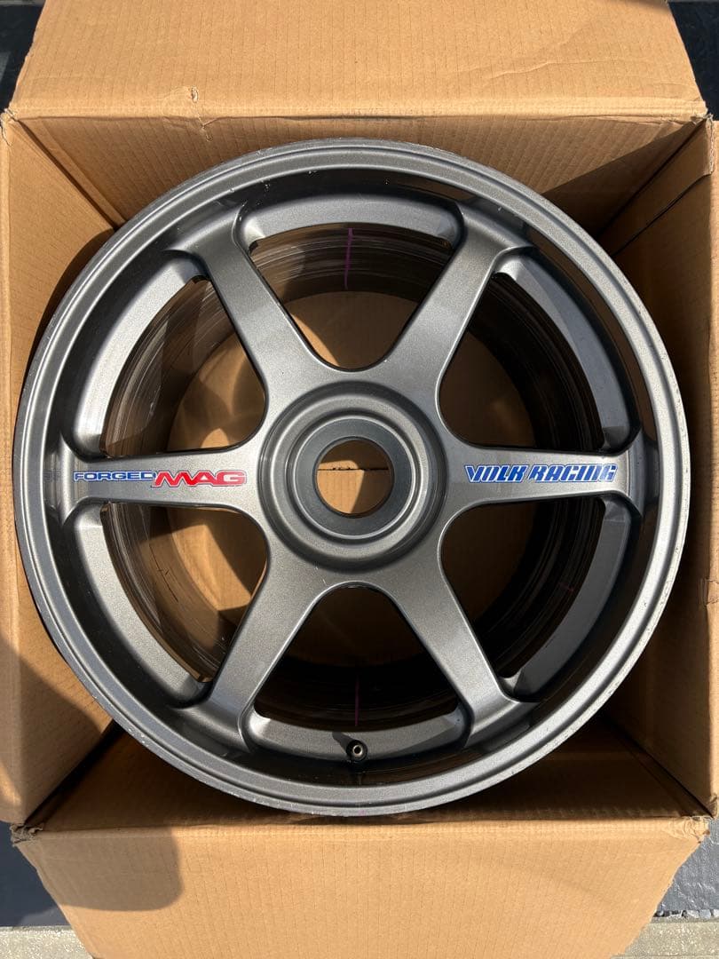 スーパーGT RAYSホイール