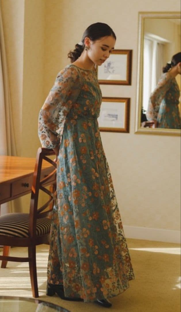 花柄シースルーロングドレス